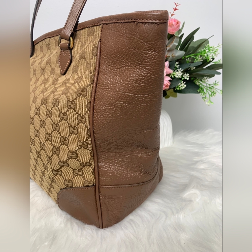 Gucci GG Canvas Bree Medium bag - Picture 5 of 17